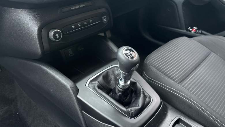 Ford Focus 1.0 EcoBoost Titanium 5dr Petrol Hatchback